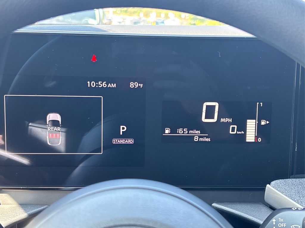 2025 Nissan Kicks SV photo 19