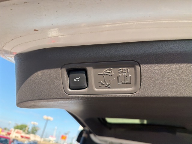 2020 Ford Expedition XLT photo 22