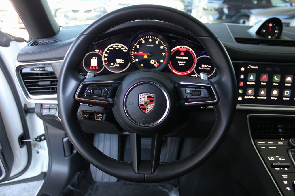 2023 Porsche Panamera 4 Platinum photo 21