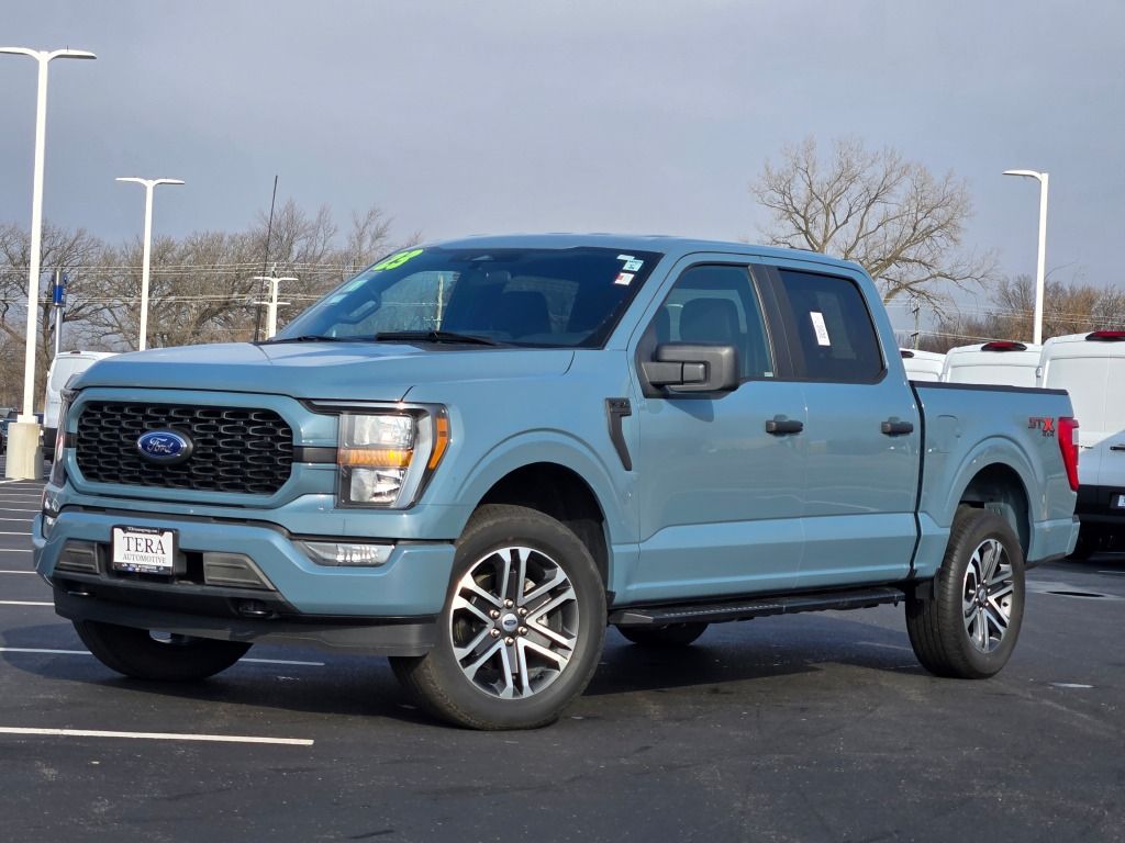 2023 Ford F-150 XL's photo