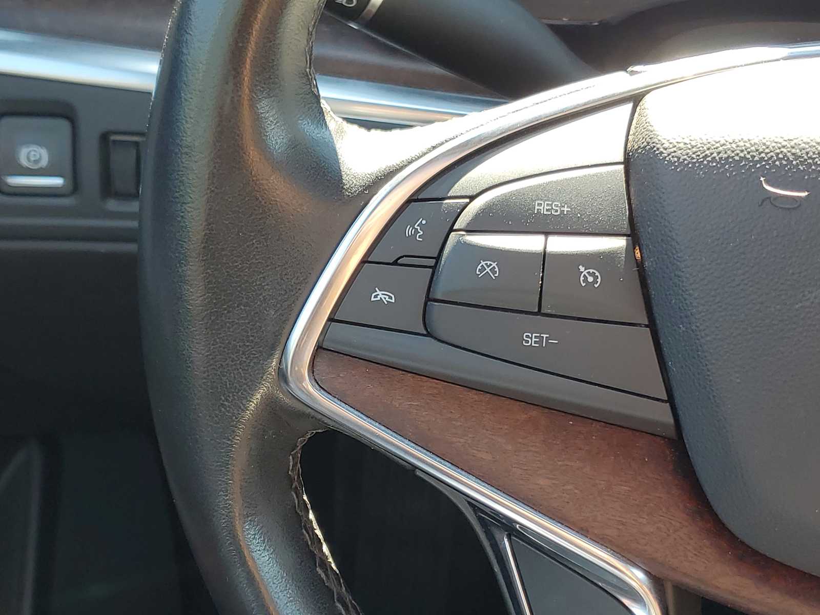 2021 Cadillac XT5 Premium Luxury photo 22