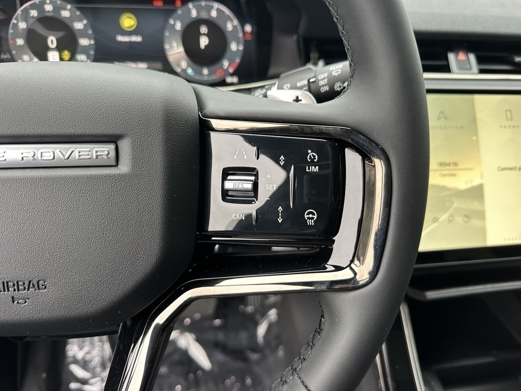 2024 Land Rover Range Rover Evoque S photo 18