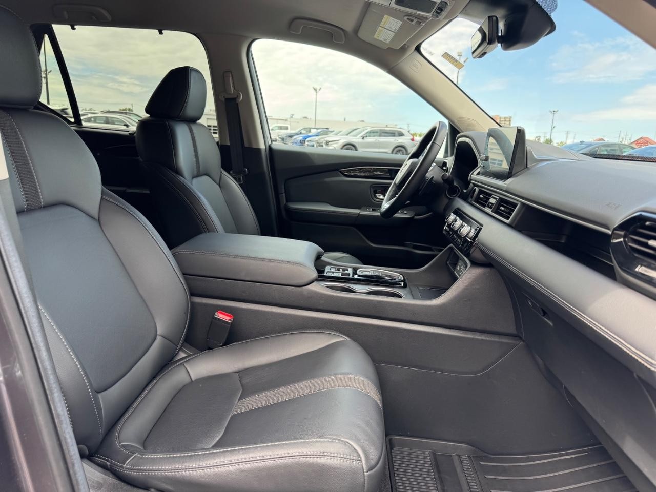 2025 Honda Pilot EX-L photo 16