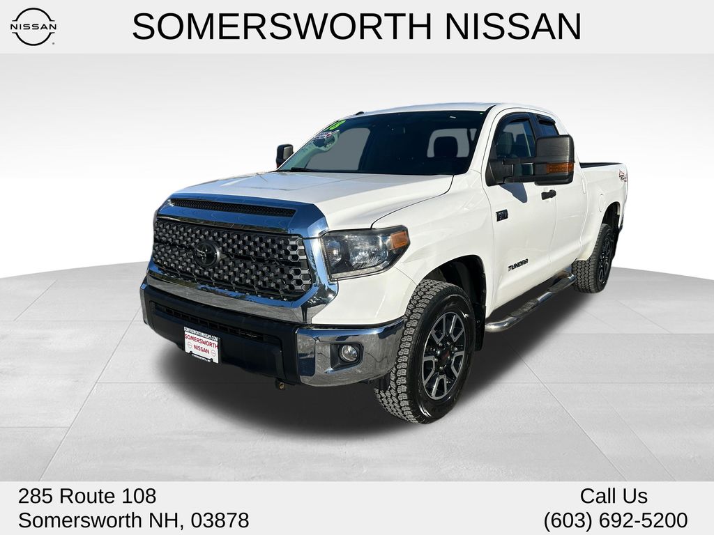 2018 Toyota Tundra SR5's photo