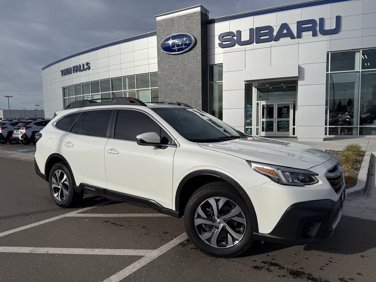 2022 Subaru Outback Limited's photo