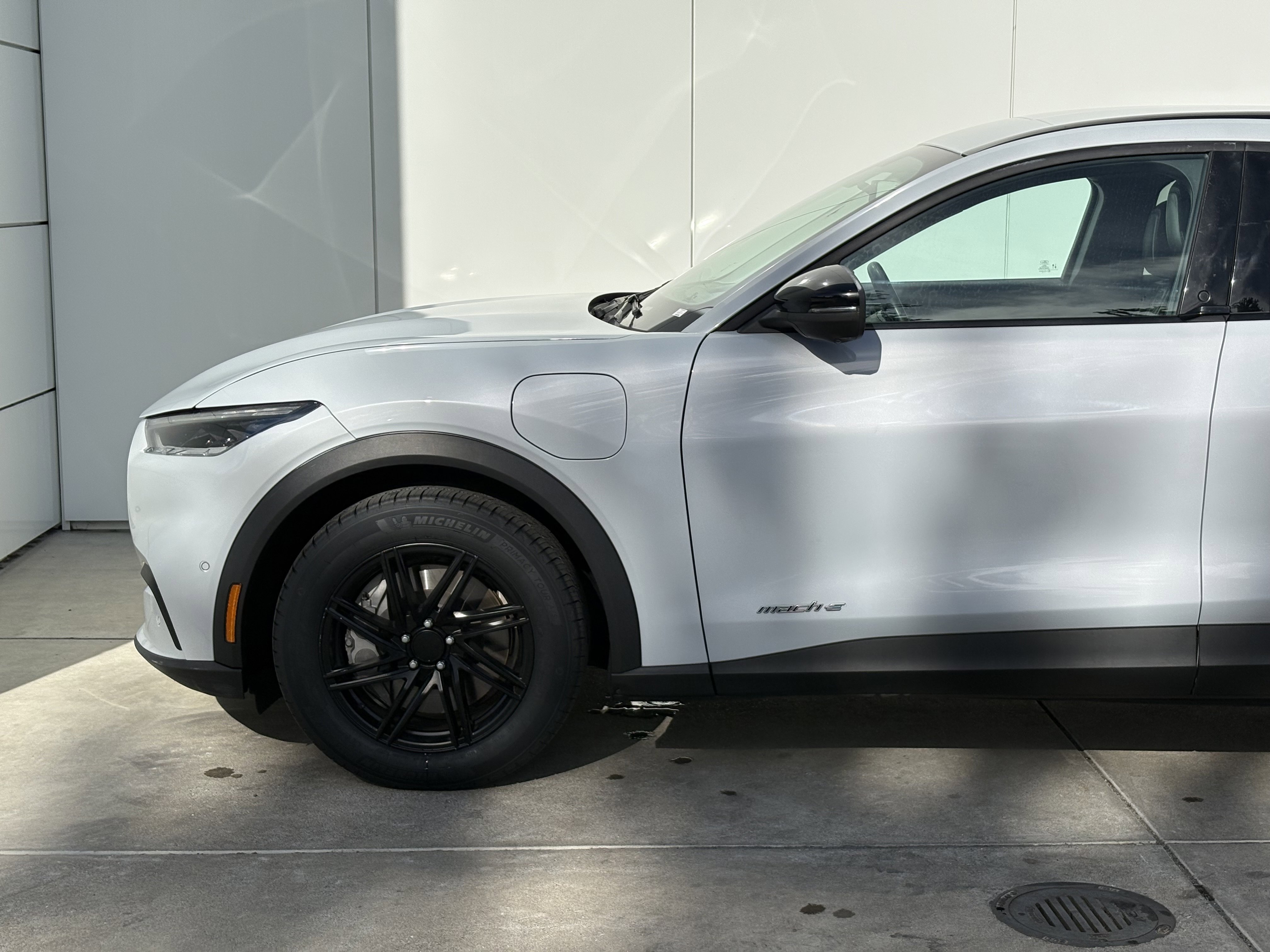 2023 Ford Mustang Mach-E Select photo 5
