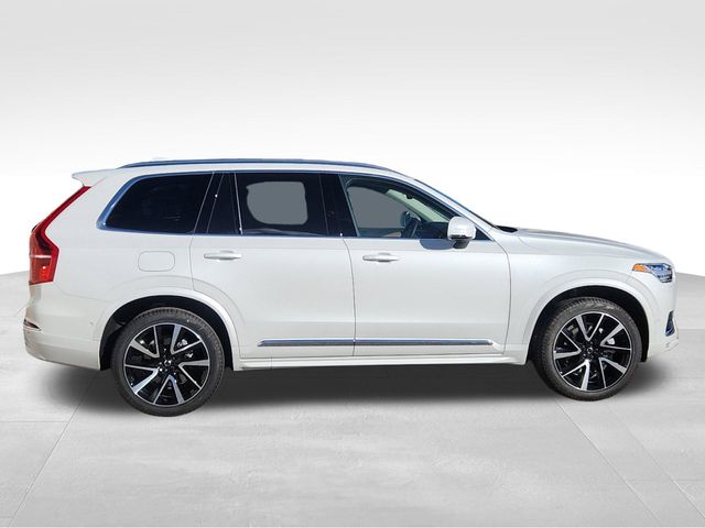 2025 Volvo XC90 Plus photo 2