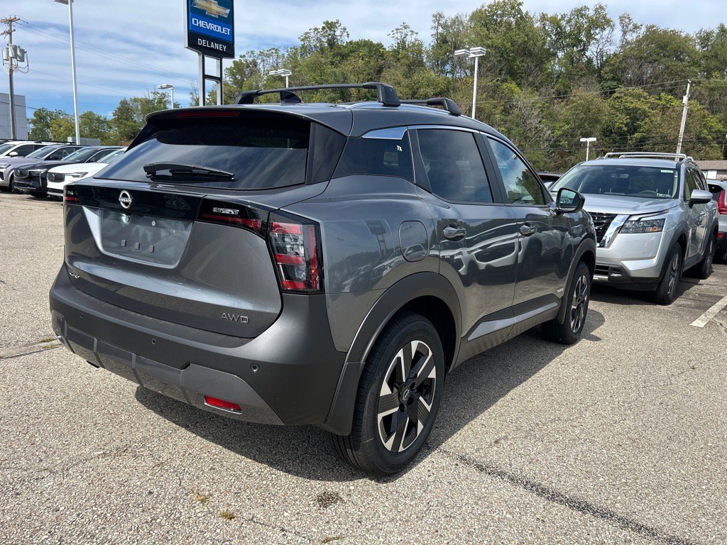 2026 Nissan Kicks SV photo 3