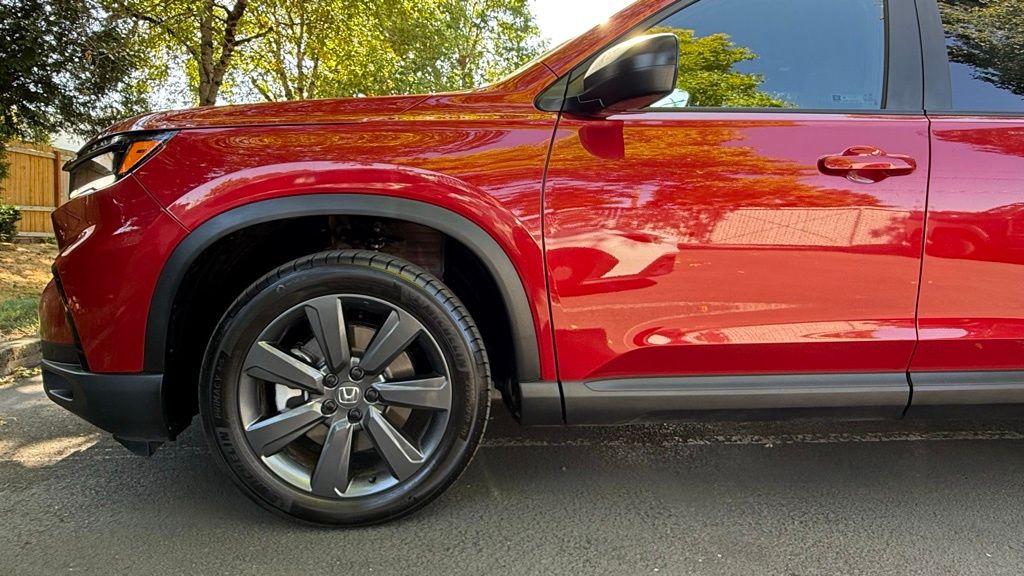 2025 Honda Pilot Sport photo 3