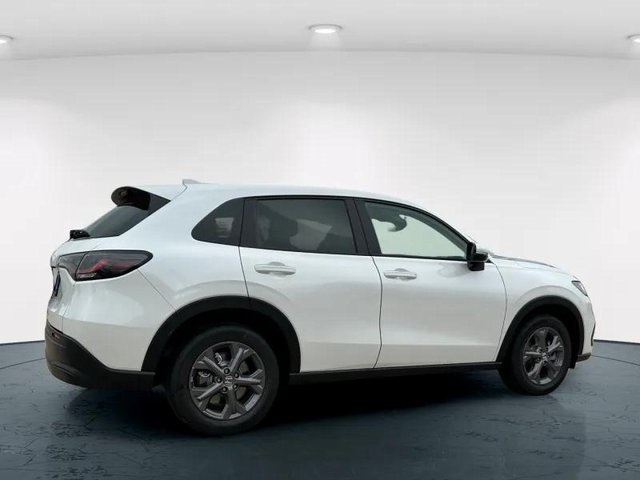 2026 Honda HR-V LX photo 6