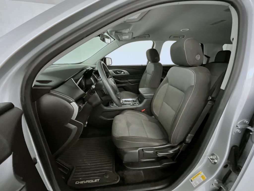 2019 Chevrolet Traverse LS photo 7