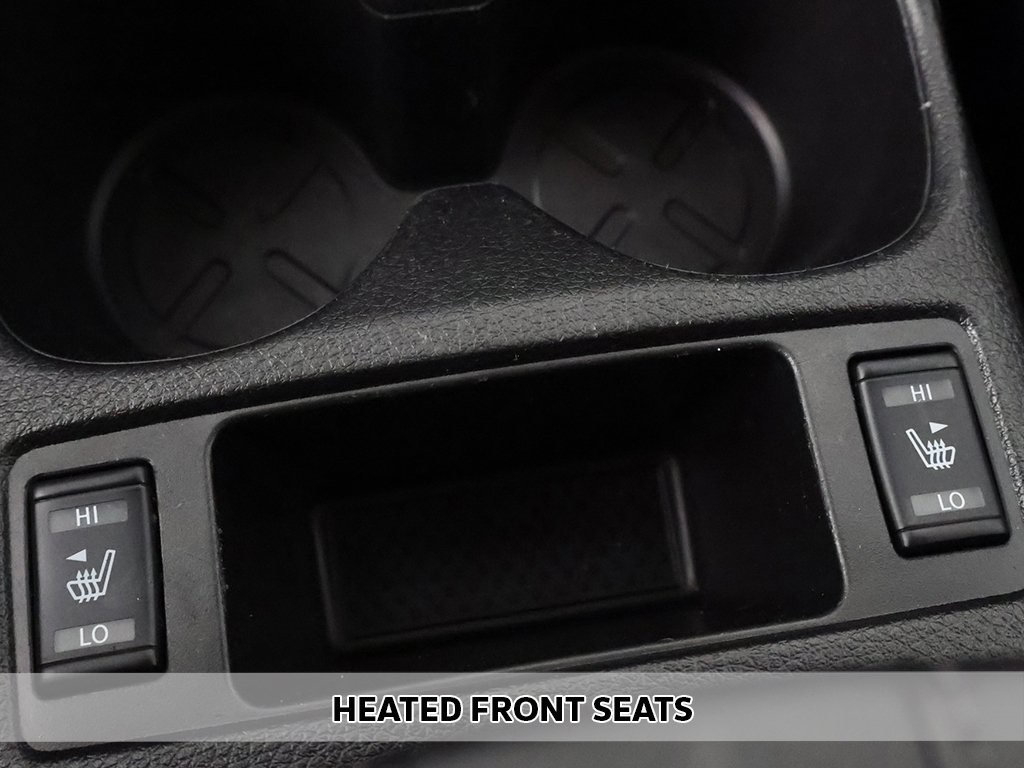 2022 Nissan Rogue Sport SV photo 3