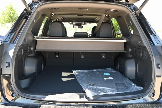 2025 Subaru Forester Limited photo 14