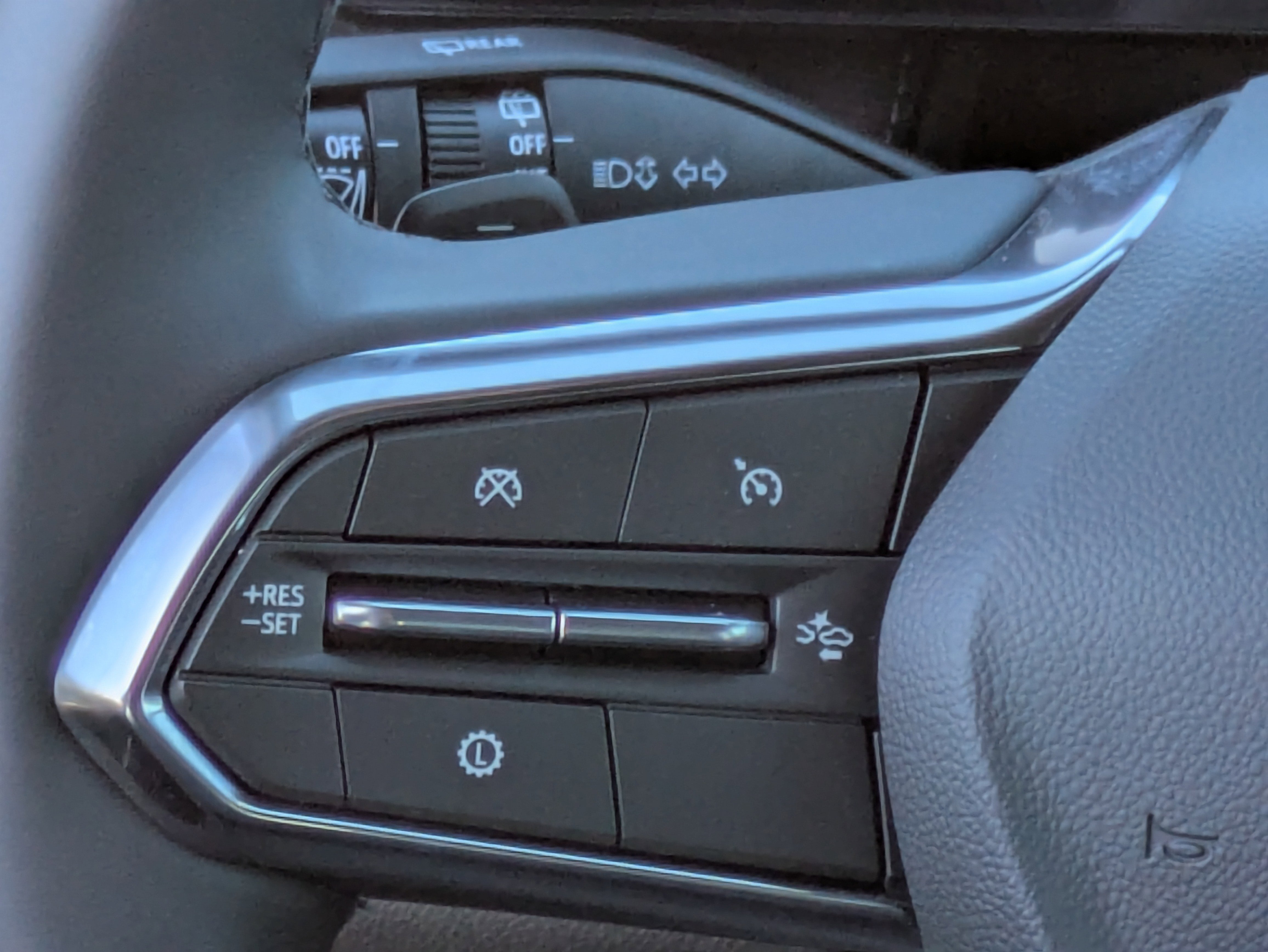 2026 Chevrolet Equinox LT photo 4