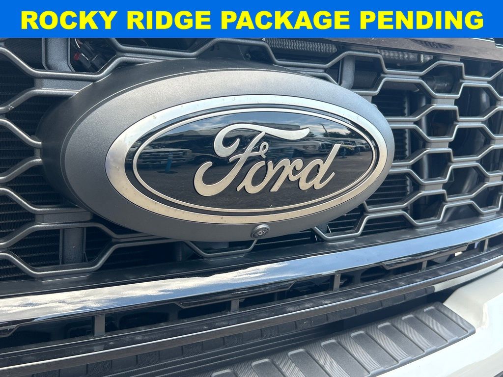 2025 Ford F-250 photo 19