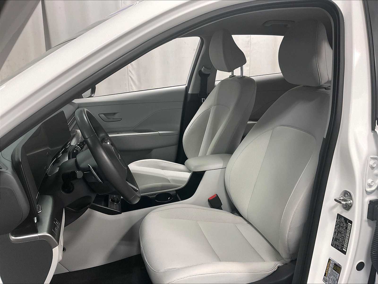 2024 Hyundai Kona Electric SEL photo 10