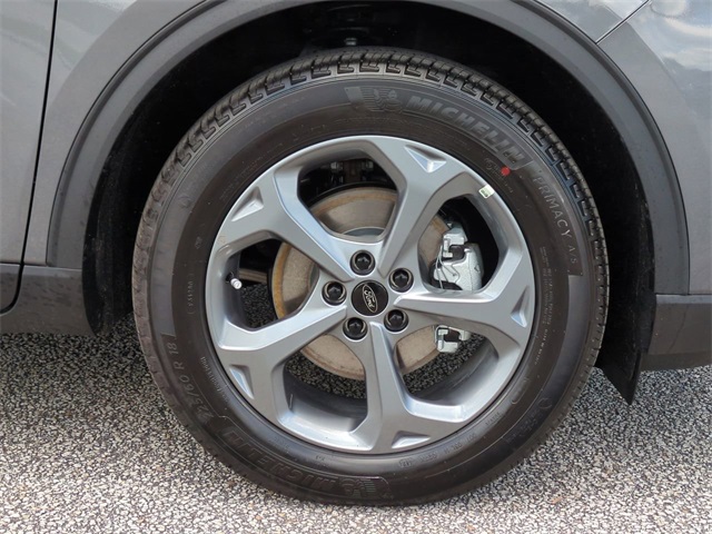 2025 Ford Escape ST-Line photo 9