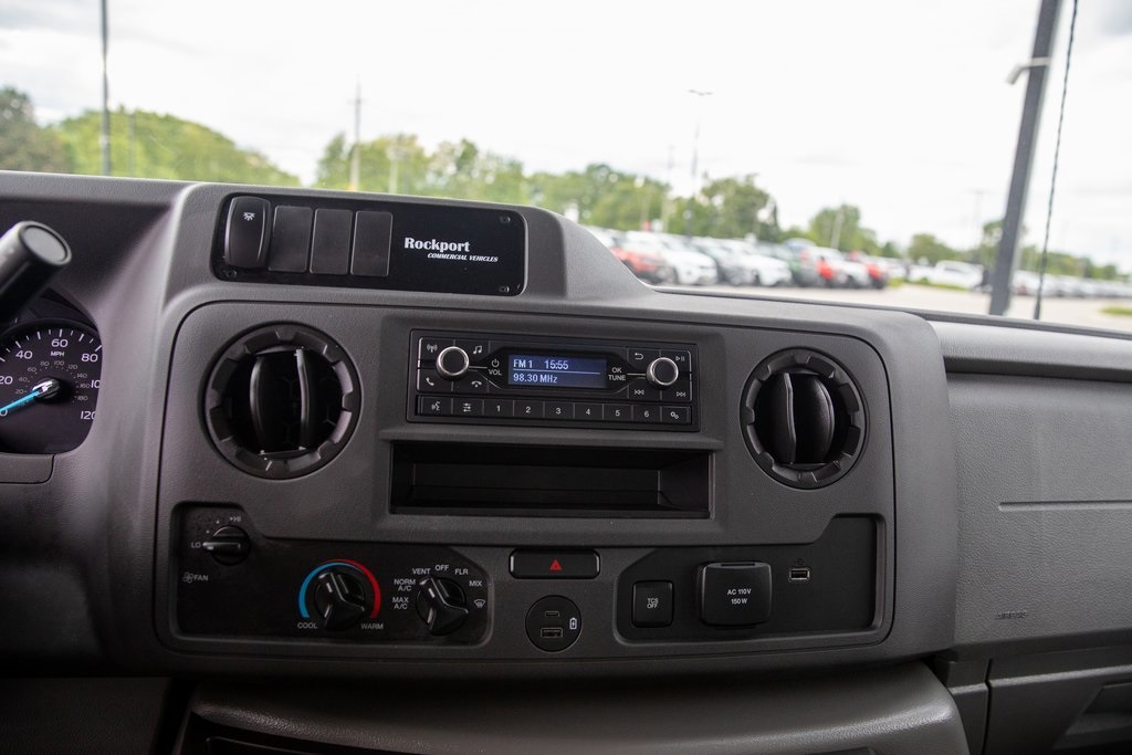 2026 Ford E-450 photo 24