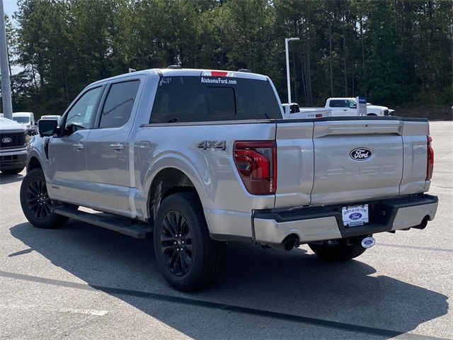 2025 Ford F-150 Lariat photo 2