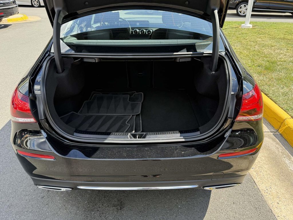 2022 Mercedes Benz A 220 4MATIC photo 25