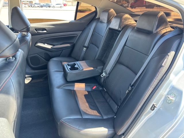 2023 Nissan Altima 2.5 SR photo 18