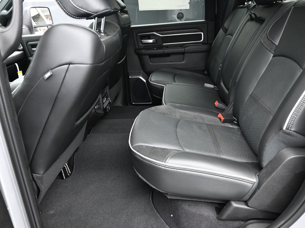 2026 Ram 2500 Laramie photo 7