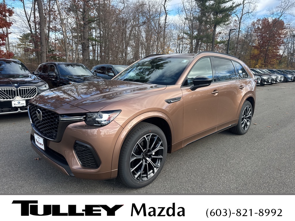 2026 Mazda CX-70 Premium Package's photo