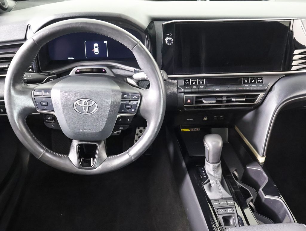 2025 Toyota Camry XSE photo 12