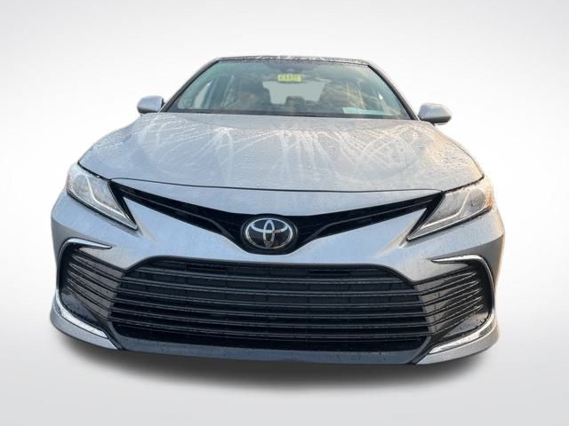 2023 Toyota Camry XLE photo 8