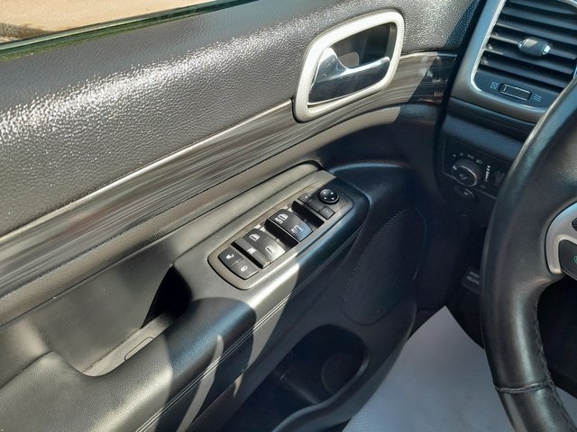 2021 Jeep Grand Cherokee Laredo X photo 34