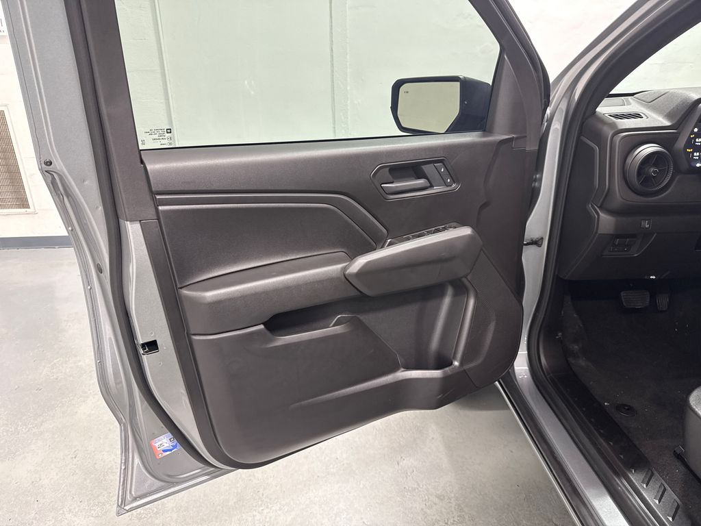 2026 Chevrolet Colorado Work Truck photo 10