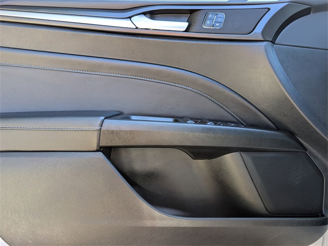 2018 Ford Fusion Titanium photo 10