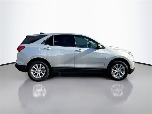 2019 Chevrolet Equinox LS photo 4