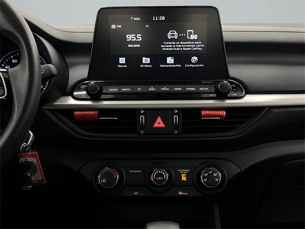 2021 Kia Forte LXS photo 13