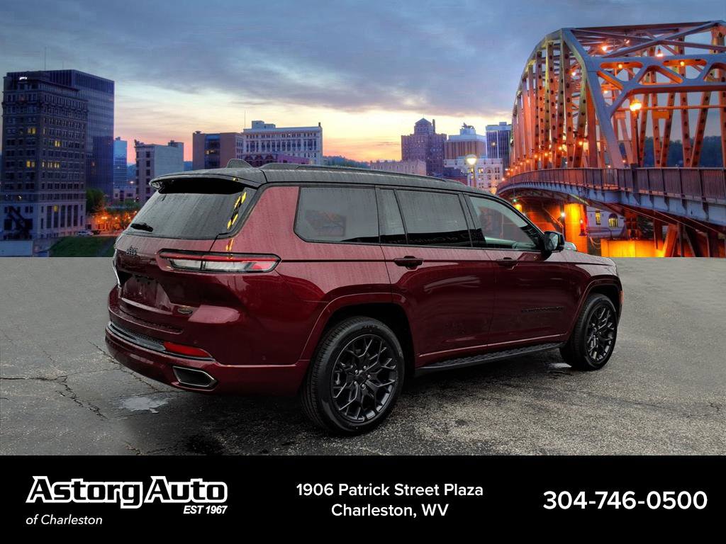 2024 Jeep Grand Cherokee L Summit Reserve photo 3
