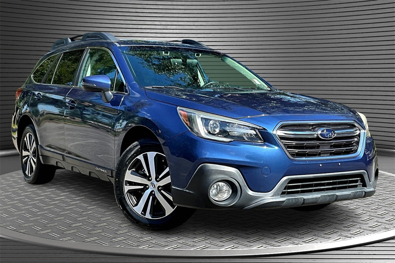 2019 Subaru Outback Limited photo 3