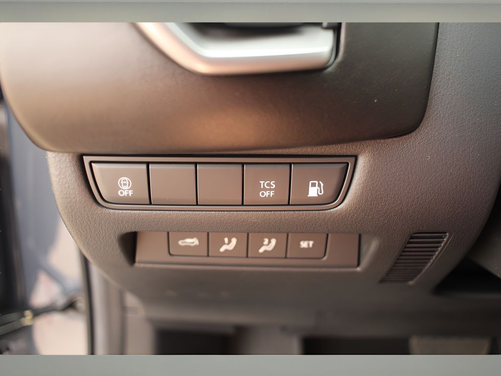 2025 Mazda CX-50 Premium photo 14