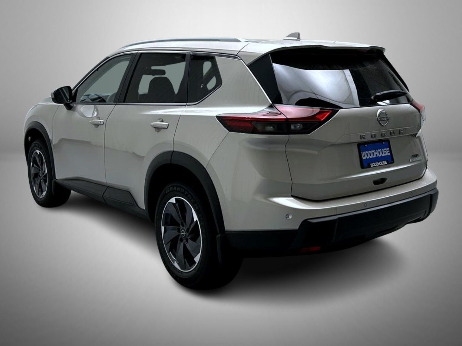 2026 Nissan Rogue SV photo 6