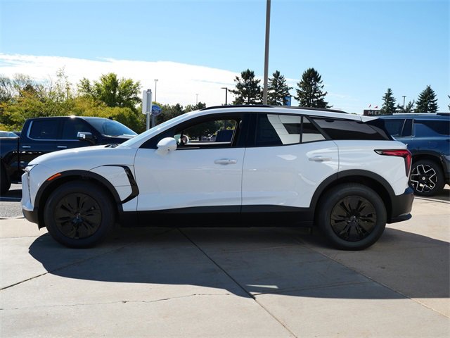 2026 Chevrolet Blazer EV photo 2