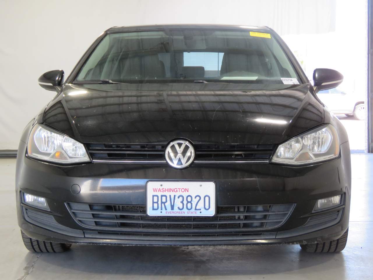 2015 Volkswagen Golf TDI S photo 2