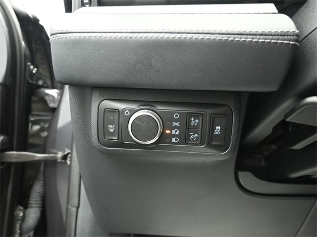 2022 FORD MUSTANG MACH-E - Image 19