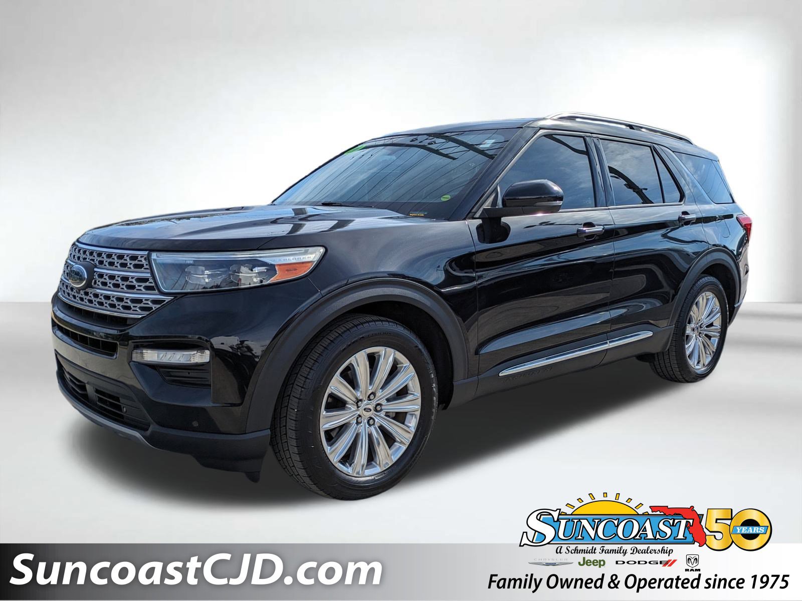 2020 Ford Explorer Limited's photo