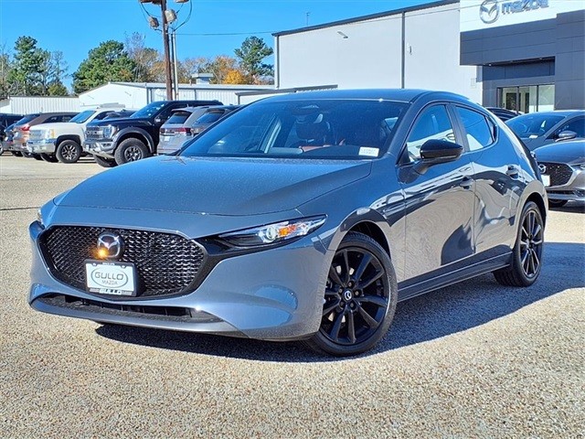 2026 Mazda Mazda3 Carbon Edition's photo