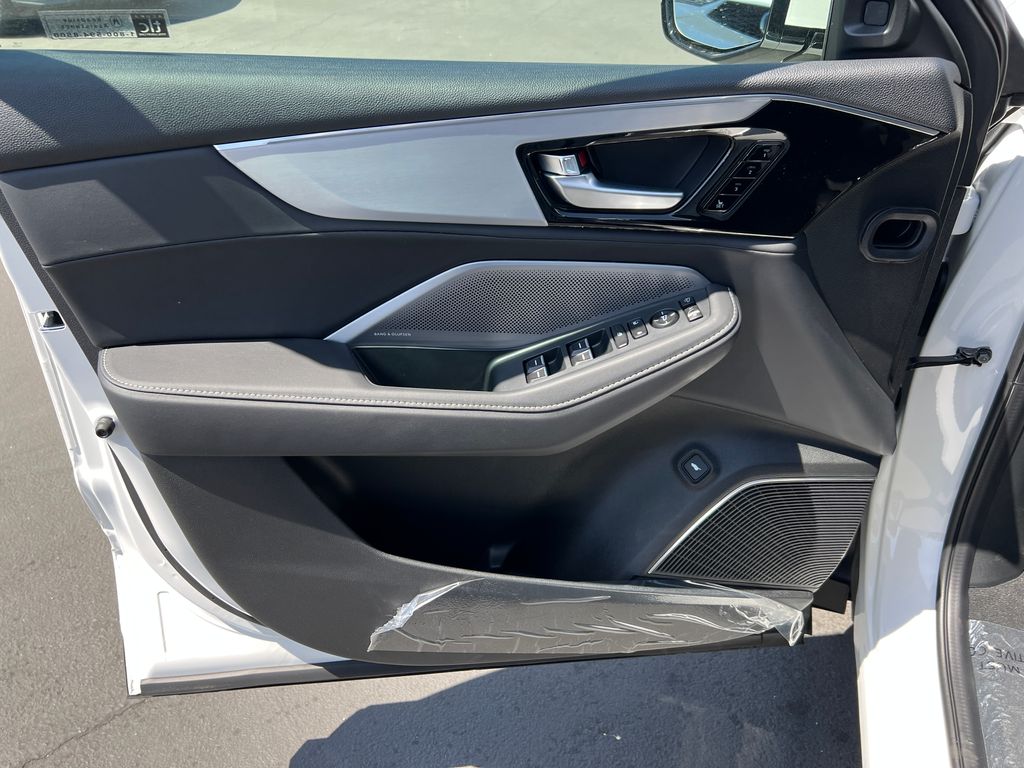 2026 Acura MDX Technology photo 11