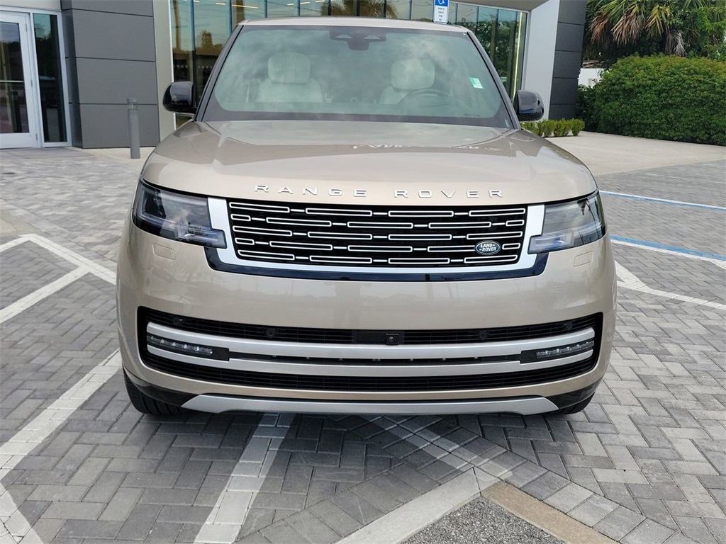 2025 Land Rover Range Rover Autobiography photo 5