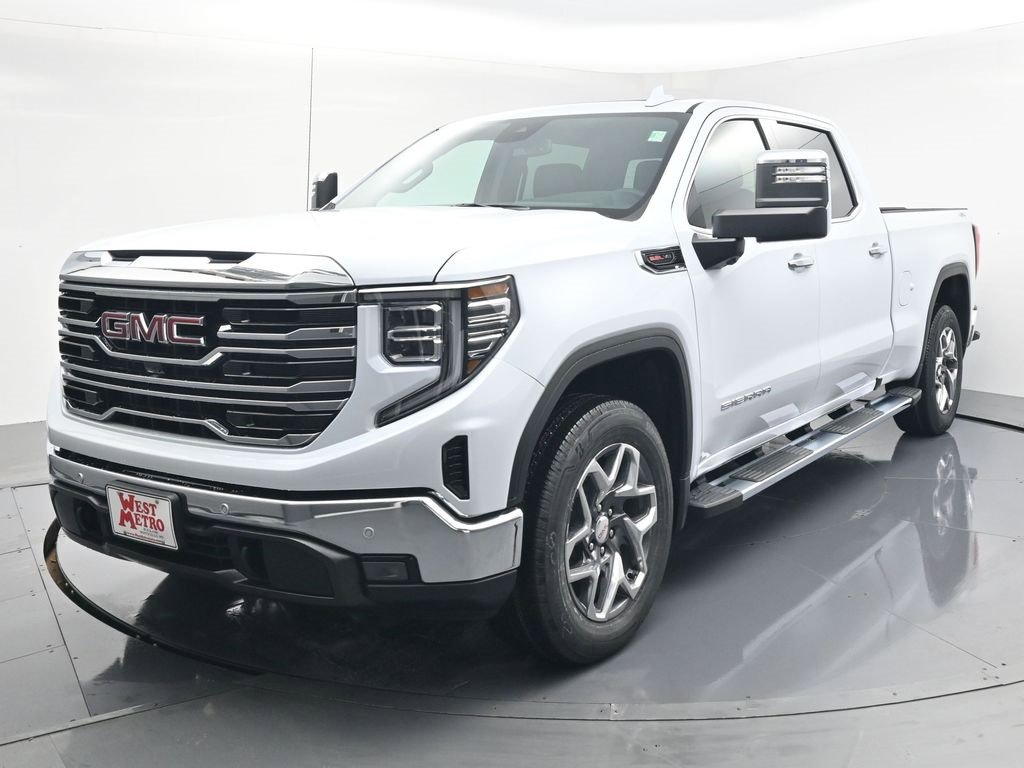 2026 GMC Sierra 1500 SLT's photo