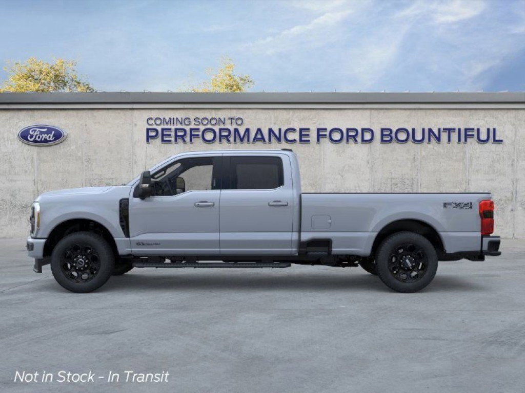 2026 Ford F-350 Lariat photo 3