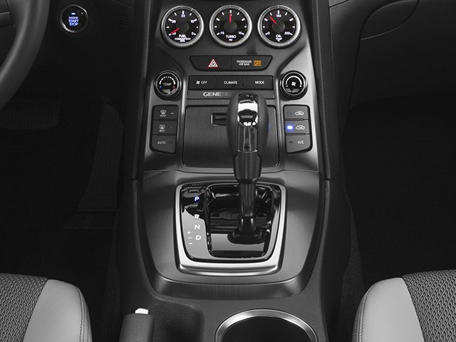 2013 Hyundai Genesis Coupe 3.8 Track photo 10
