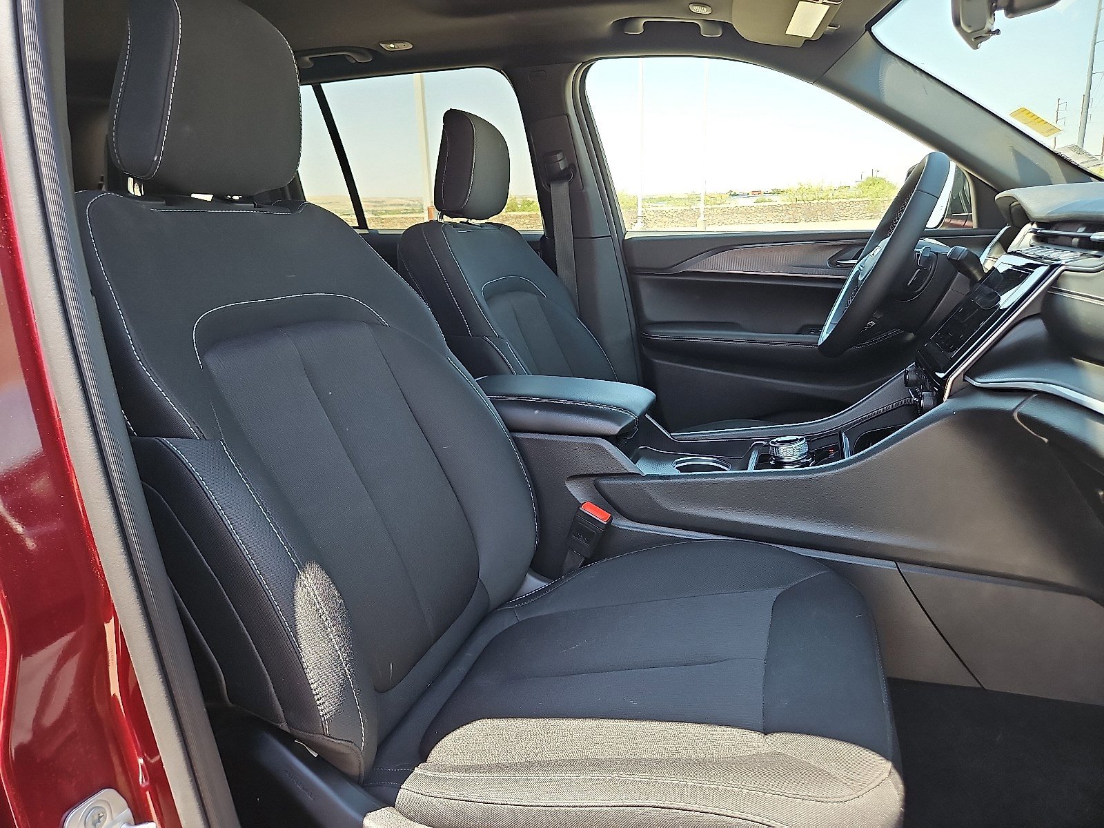 2025 Jeep Grand Cherokee Laredo X photo 20
