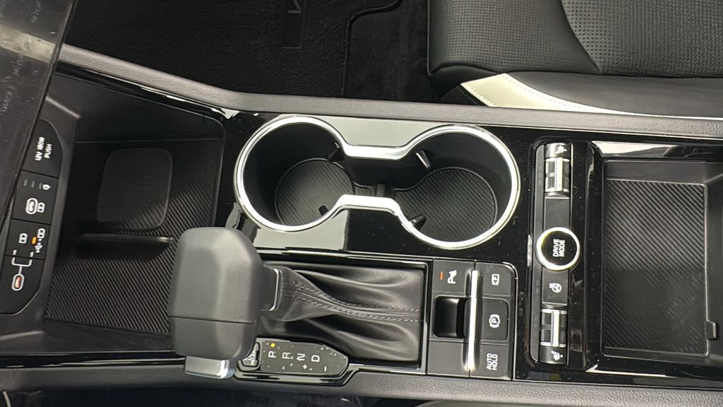 2026 Kia K5 GT-Line photo 25